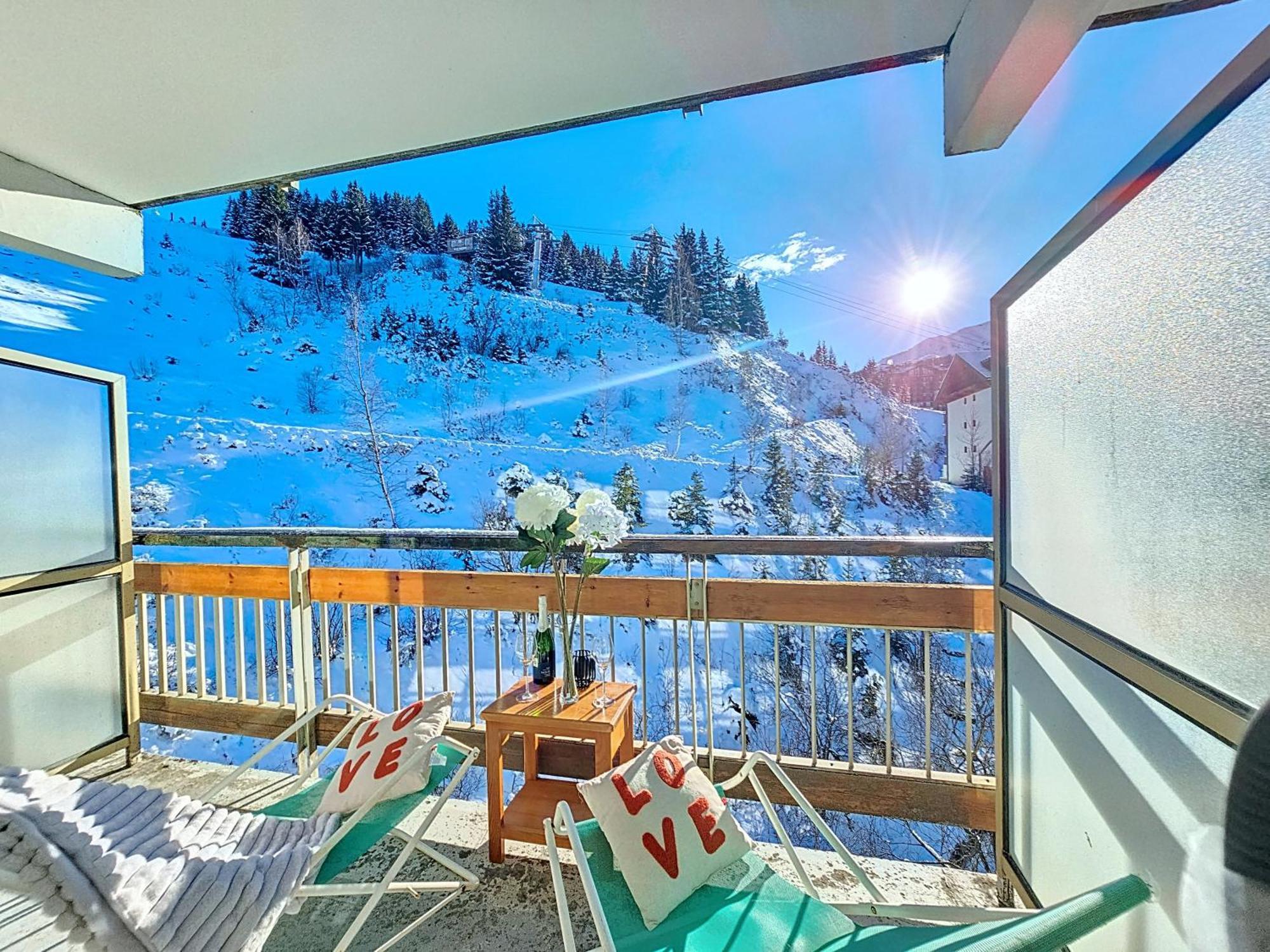 1650 Mountain View - Snow Front 2s01 *
