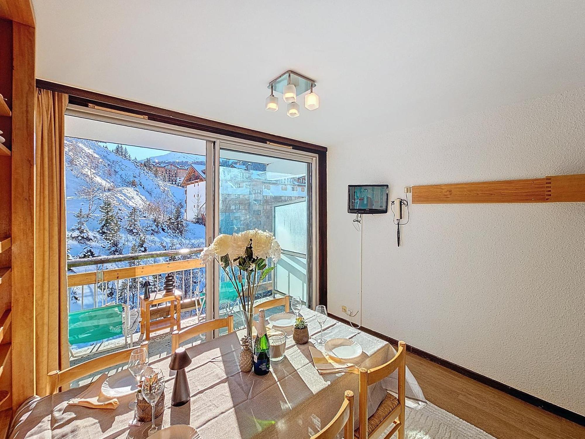 Apartment 1650 Mountain View - Snow Front 2s01 *